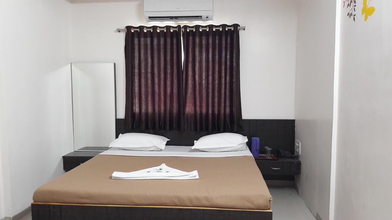 Hotel Aurangabad Regency Exterior photo